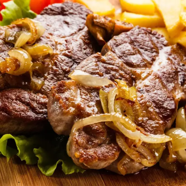 Bife Acebolado