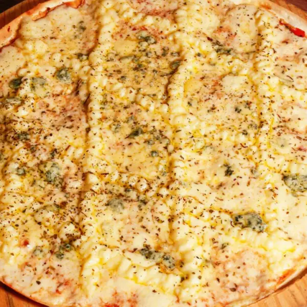 Pizza Quatro Queijos
